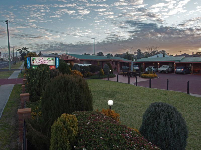Stannum Lodge Motor Inn Stanthorpe Exteriér fotografie