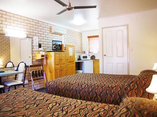 Stannum Lodge Motor Inn Stanthorpe Exteriér fotografie